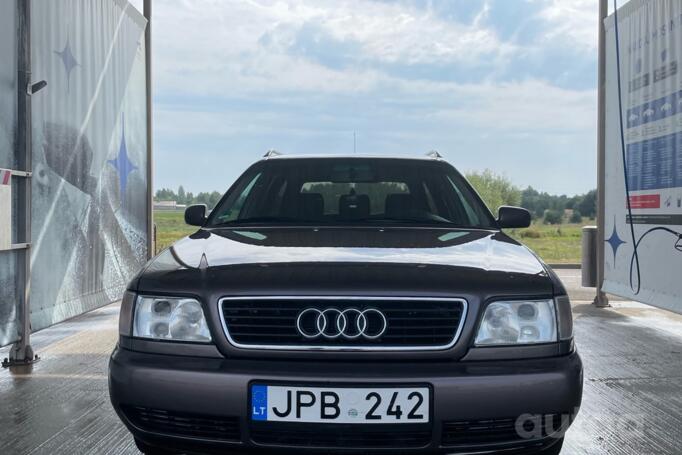 Audi A6 A4/C4 wagon