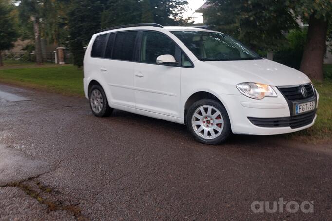Volkswagen Touran 1 generation [restyling] Minivan 5-doors