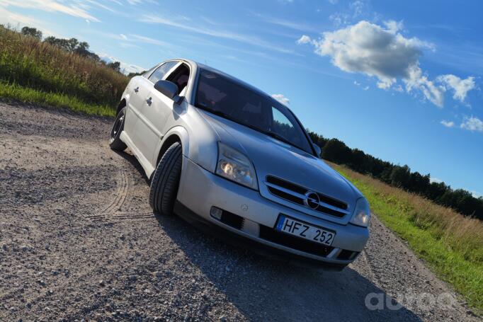 Opel Vectra C GTS hatchback