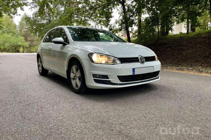 Volkswagen Golf 7 generation Hatchback 5-doors
