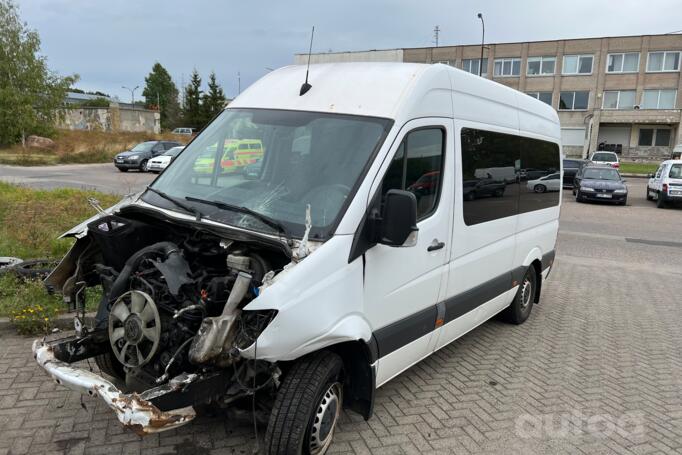 Mercedes-Benz Sprinter Second generation