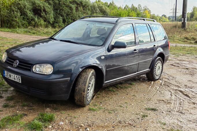 Volkswagen Golf 4 generation wagon