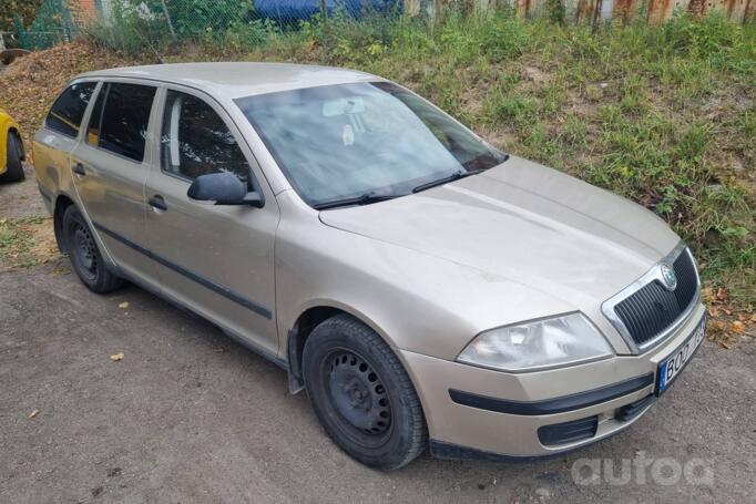 Skoda Octavia 2 generation Combi wagon 5-doors