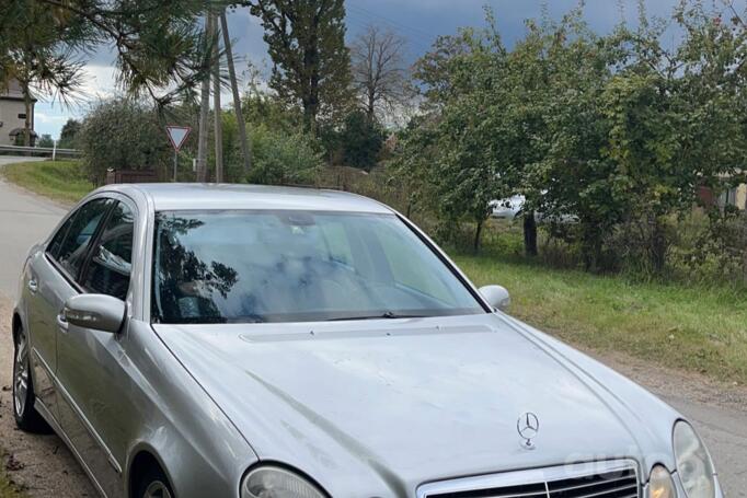 Mercedes-Benz E-Class W211 Sedan