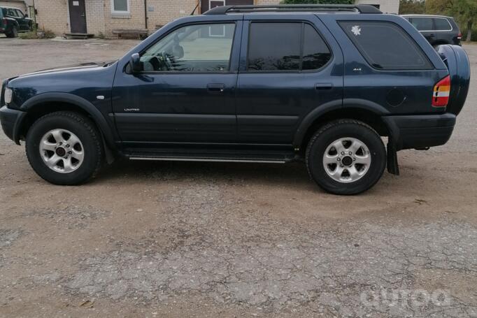 Opel Frontera B SUV 5-doors