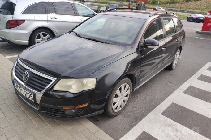 Volkswagen Passat B6 wagon 5-doors