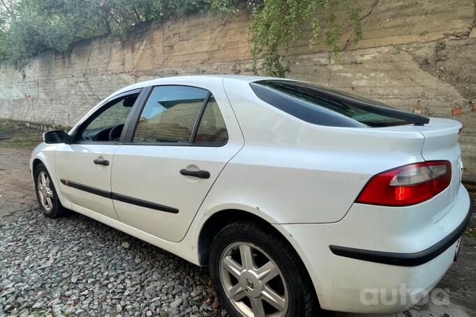Renault Laguna 2 generation Liftback
