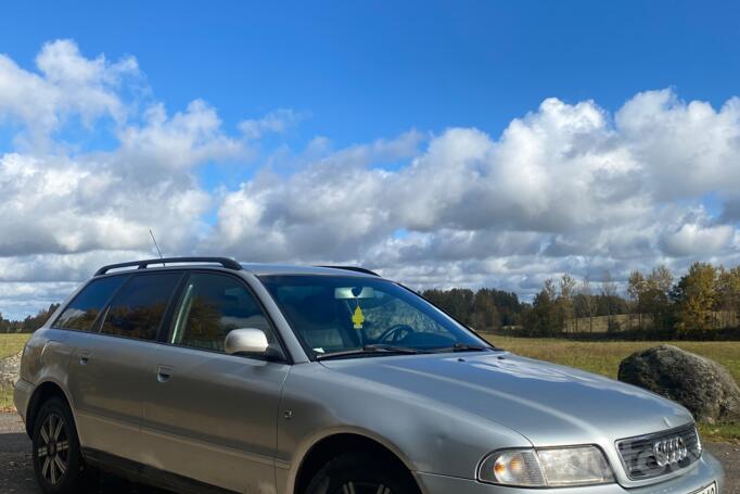 Audi A4 B5 Avant wagon 5-doors