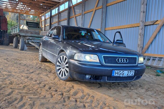 Audi A8 D2/4D [restyling] Sedan 4-doors