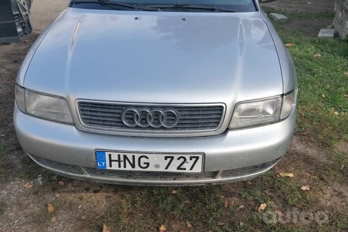 Audi A4 B5 Avant wagon 5-doors