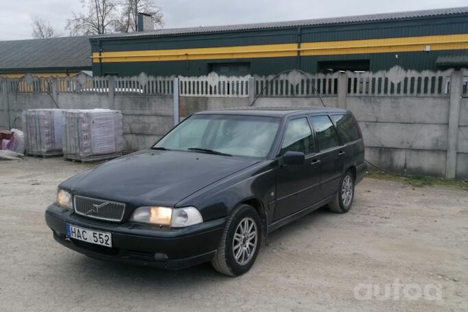 Volvo V70 1 generation R wagon 5-doors