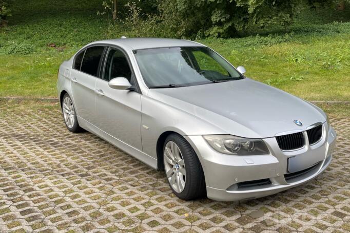 BMW 3 Series E90/E91/E92/E93 Sedan