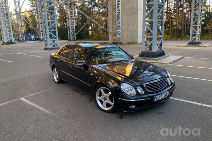 Mercedes-Benz E-Class W211 Sedan