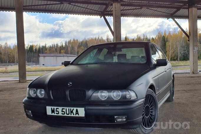 BMW 5 Series E39 Sedan 4-doors