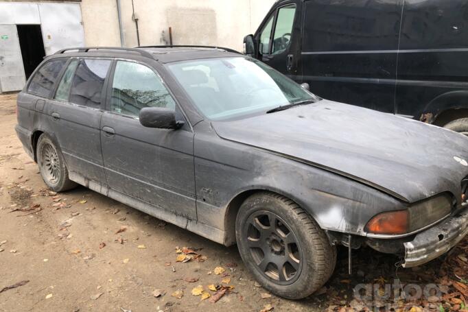 BMW 5 Series E39 Touring wagon