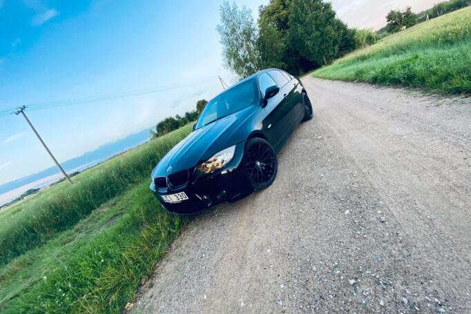 BMW 3 Series E90/E91/E92/E93 Sedan