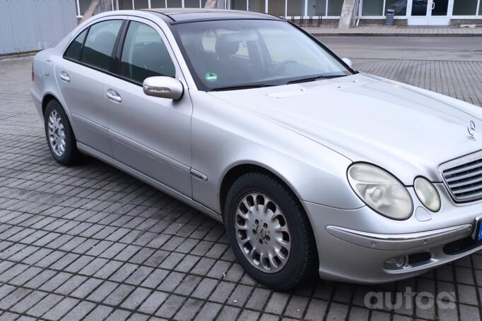 Mercedes-Benz E-Class W211 Sedan