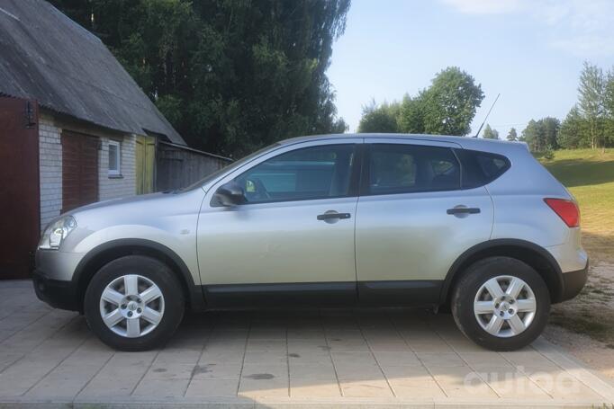Nissan Qashqai 1 generation Crossover 5-doors