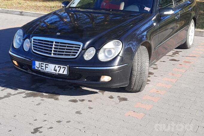 Mercedes-Benz E-Class W211 Sedan