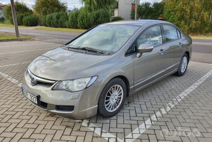 Honda Civic 8 generation Sedan 4-doors