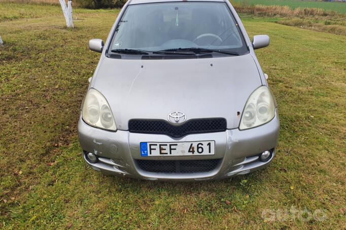 Toyota Yaris 1 generation