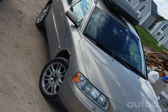 Volvo V70 2 generation [restyling] R wagon 5-doors