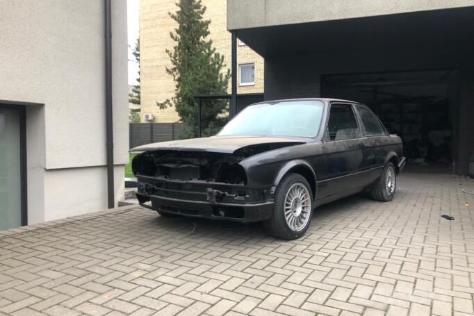 BMW 3 Series E30 [restyling] Coupe