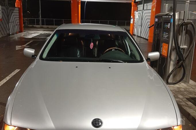 BMW 5 Series E39 Sedan 4-doors