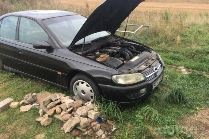 Opel Omega B Sedan