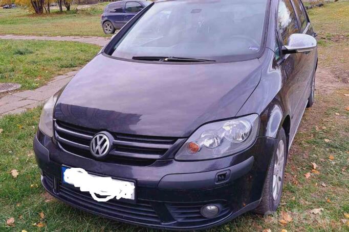 Volkswagen Golf Plus 1 generation