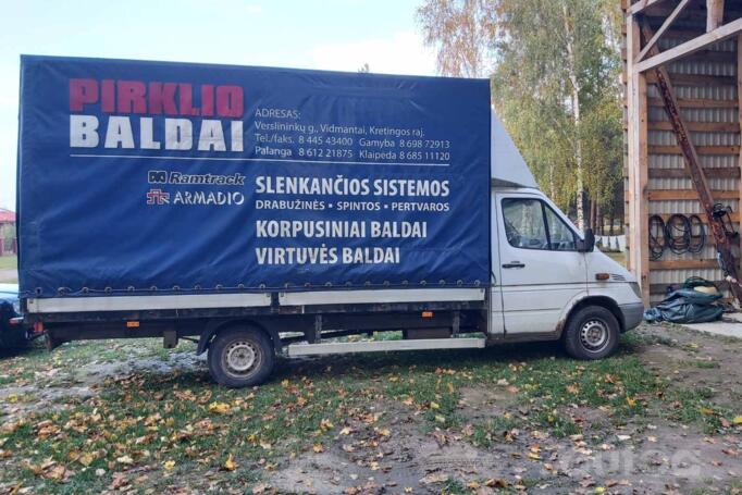 Mercedes-Benz Sprinter First generation