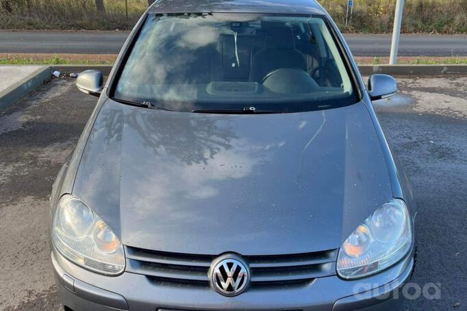 Volkswagen Golf 5 generation Hatchback 5-doors