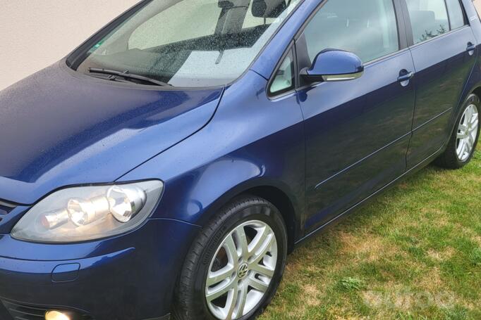 Volkswagen Golf Plus 1 generation