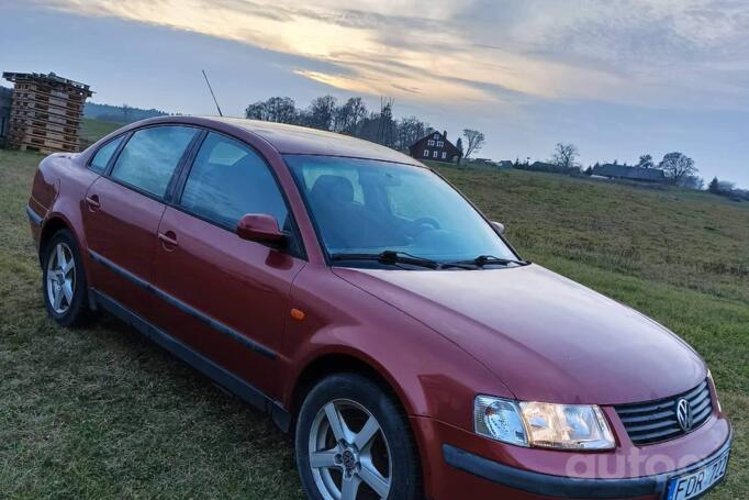 Volkswagen Passat B5 Sedan 4-doors
