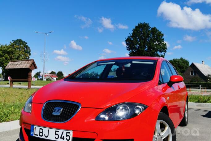 SEAT Leon 2 generation Hatchback 5-doors