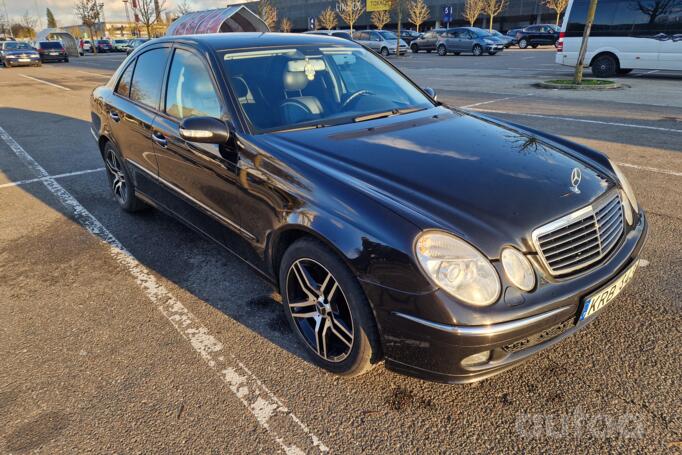 Mercedes-Benz E-Class W211 Sedan