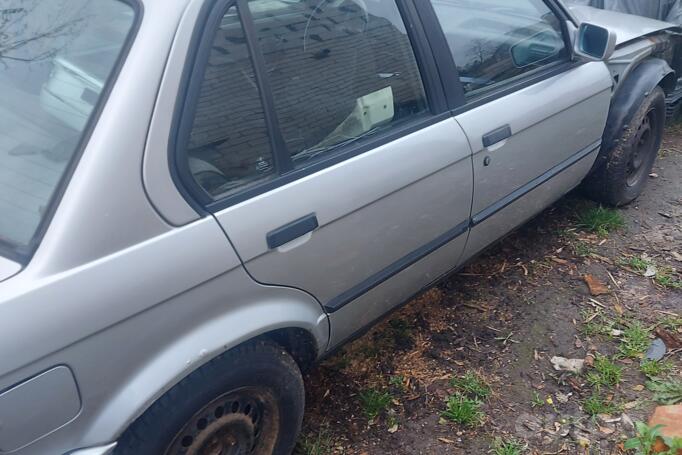 BMW 3 Series E30 [restyling] Sedan