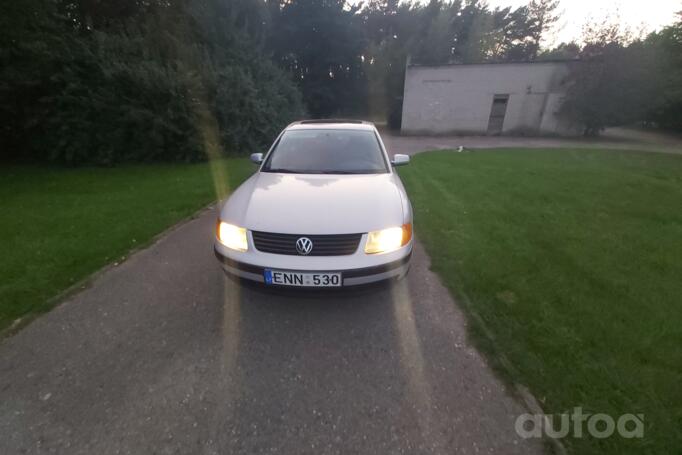 Volkswagen Passat B5 Sedan 4-doors