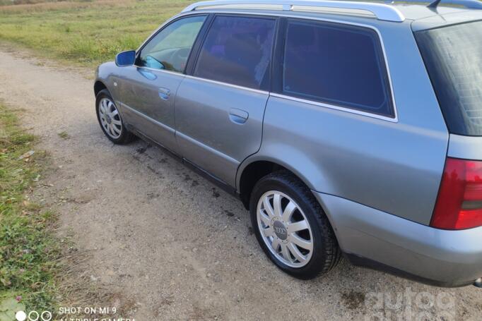 Audi A4 B5 [restyling] Avant wagon 5-doors