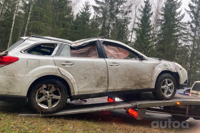 Subaru Outback 4 generation wagon