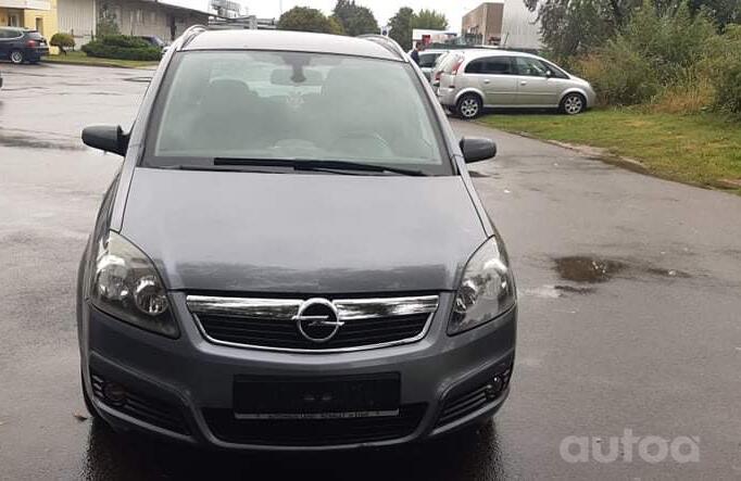 Opel Zafira B Minivan 5-doors
