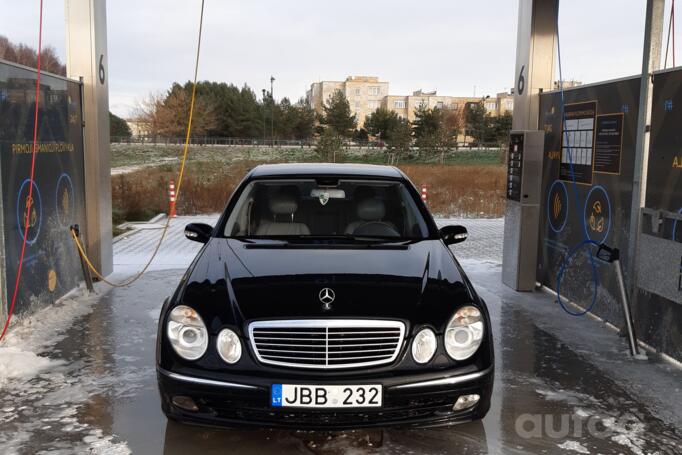 Mercedes-Benz E-Class W211 Sedan