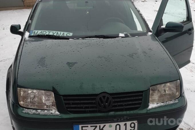 Volkswagen Bora 1 generation Sedan