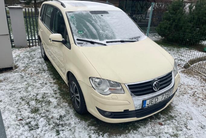 Volkswagen Touran 1 generation [restyling] Minivan 5-doors