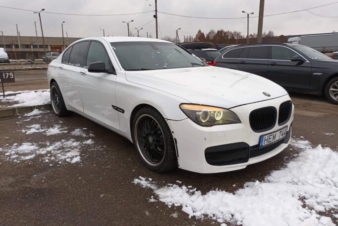 BMW 7 Series F01/F02 [restyling] Sedan