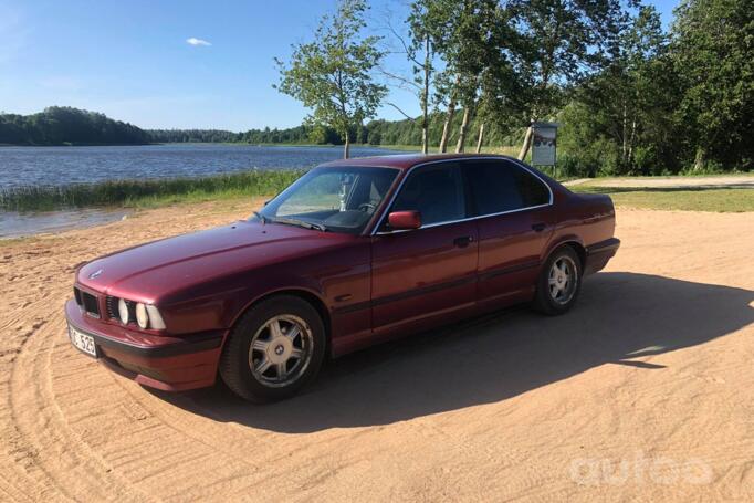 BMW 5 Series E34 Sedan