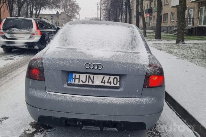 Audi A4 B6 Sedan