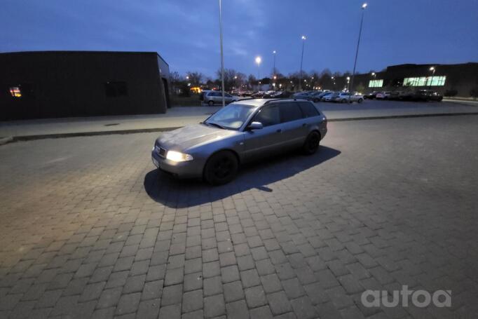 Audi A4 B5 [restyling] Avant wagon 5-doors