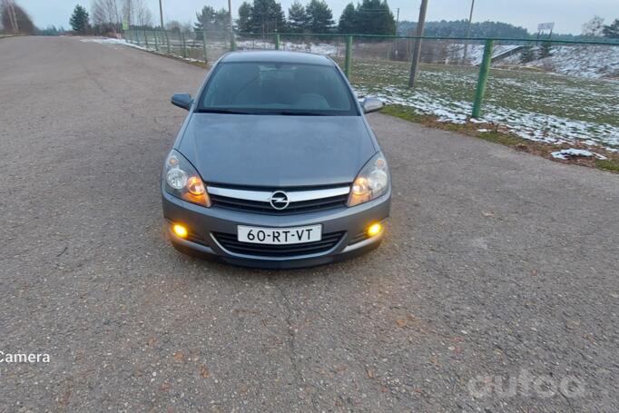 Opel Astra H Hatchback