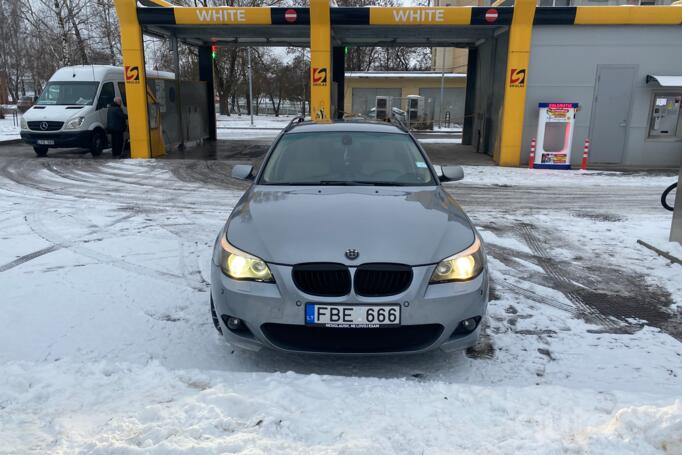 BMW 5 Series E60/E61 Touring wagon